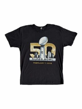 Vintage Super Bowl 50 2016 Broncos vs Panthers Graphic Tee